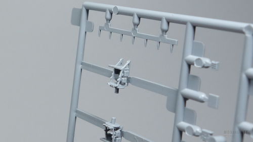 鹰翔 FH1116 700 英国皇家海军光辉号 R87 航空母舰（1940）板件展示2 其他天线细节剖析